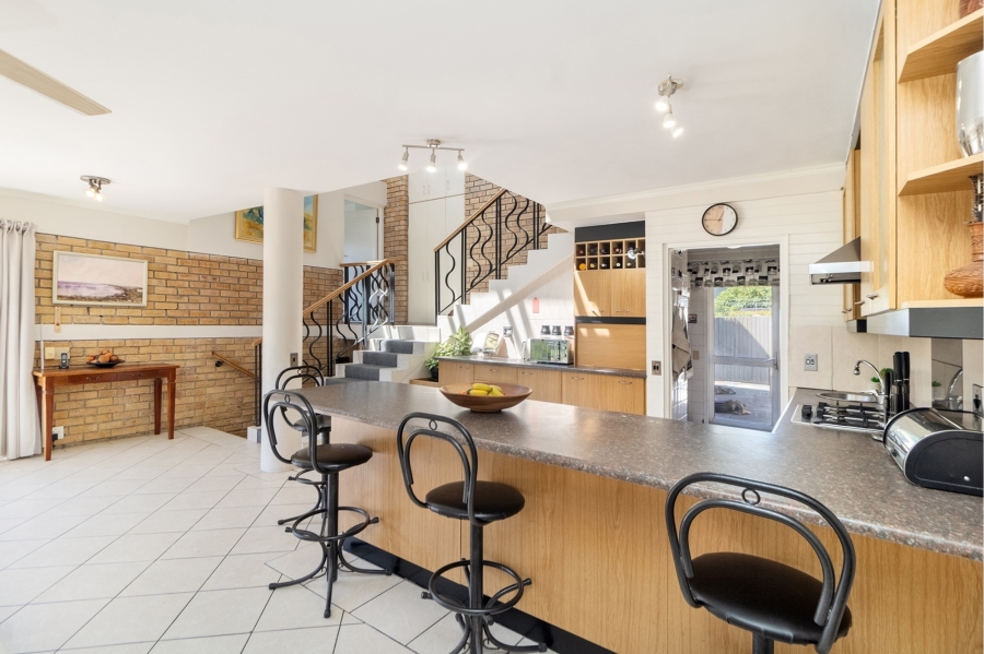 4 Bedroom Property for Sale in Fish Hoek Western Cape